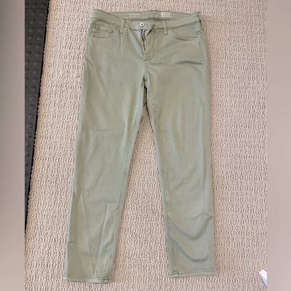 AG mid rise crop pants